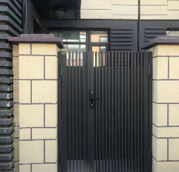 铝合金大门